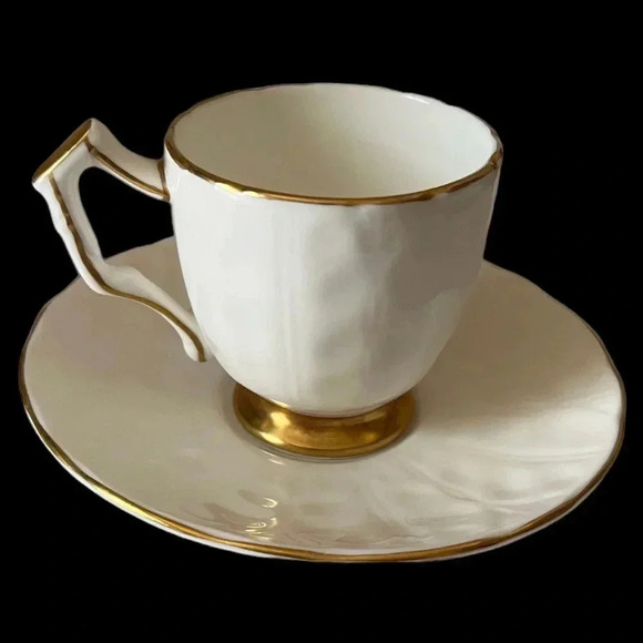 Vintage Golden Crocus Aynsley White & Gold Trim Demitasse - Picture 1 of 10